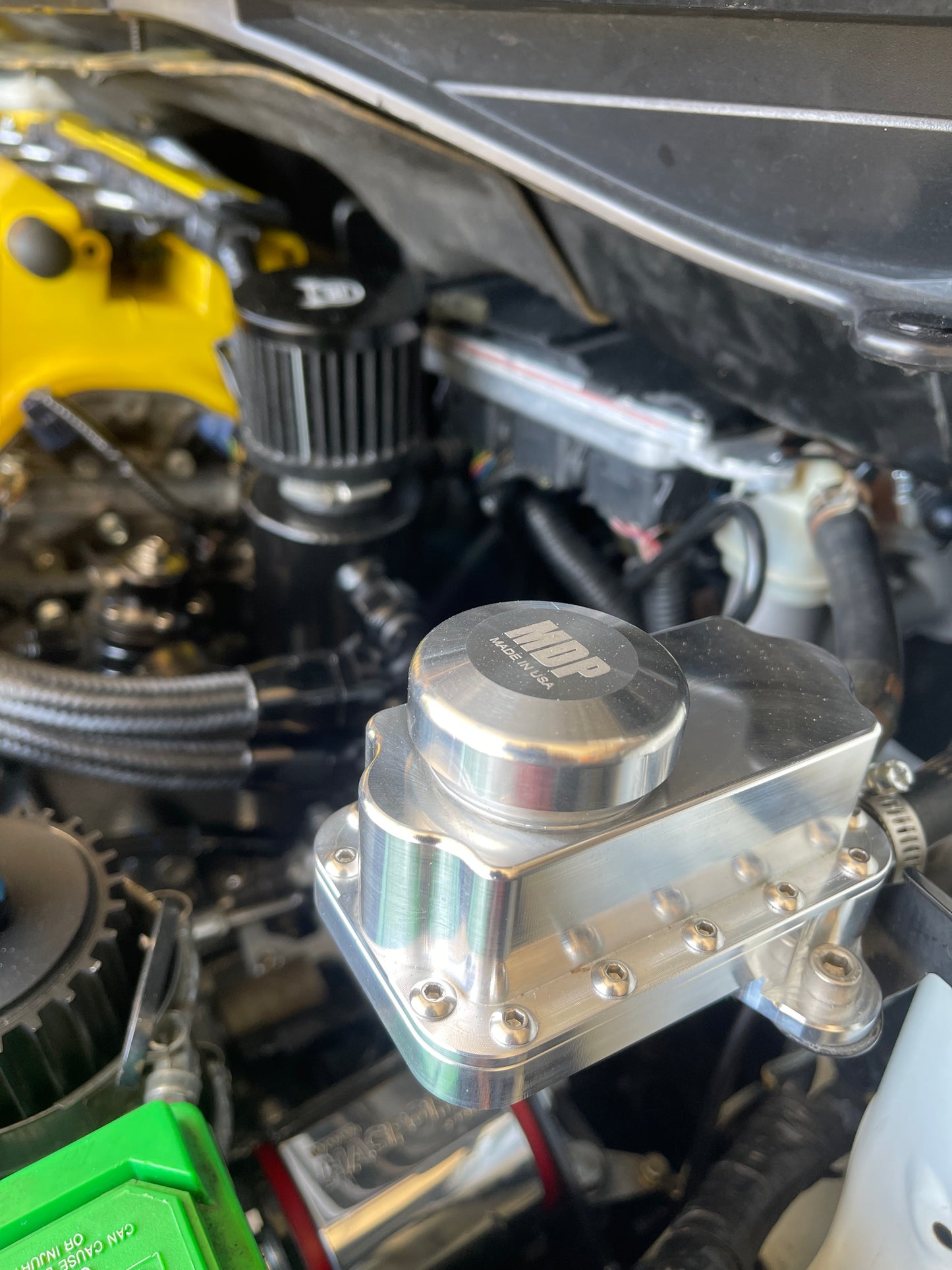 Brake Master Cylinder Reserve Canister for 8th/9th Gen Honda Civic SI & Base Model