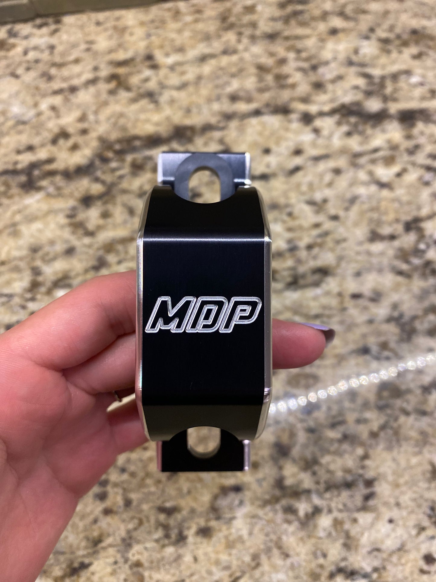 Soporte de piñón y cremallera NEGRO MDP